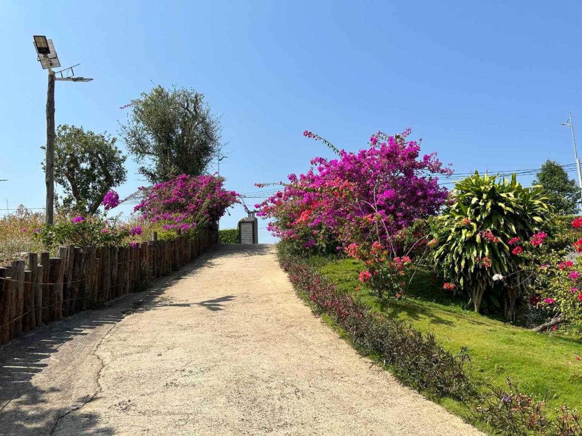 Suoi Rao Valley - Cach Ho Tram 17Km Ba Ria Exterior photo