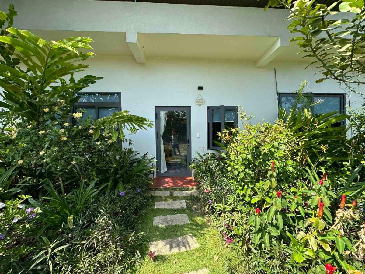 Suoi Rao Valley - Cach Ho Tram 17Km Ba Ria Exterior photo
